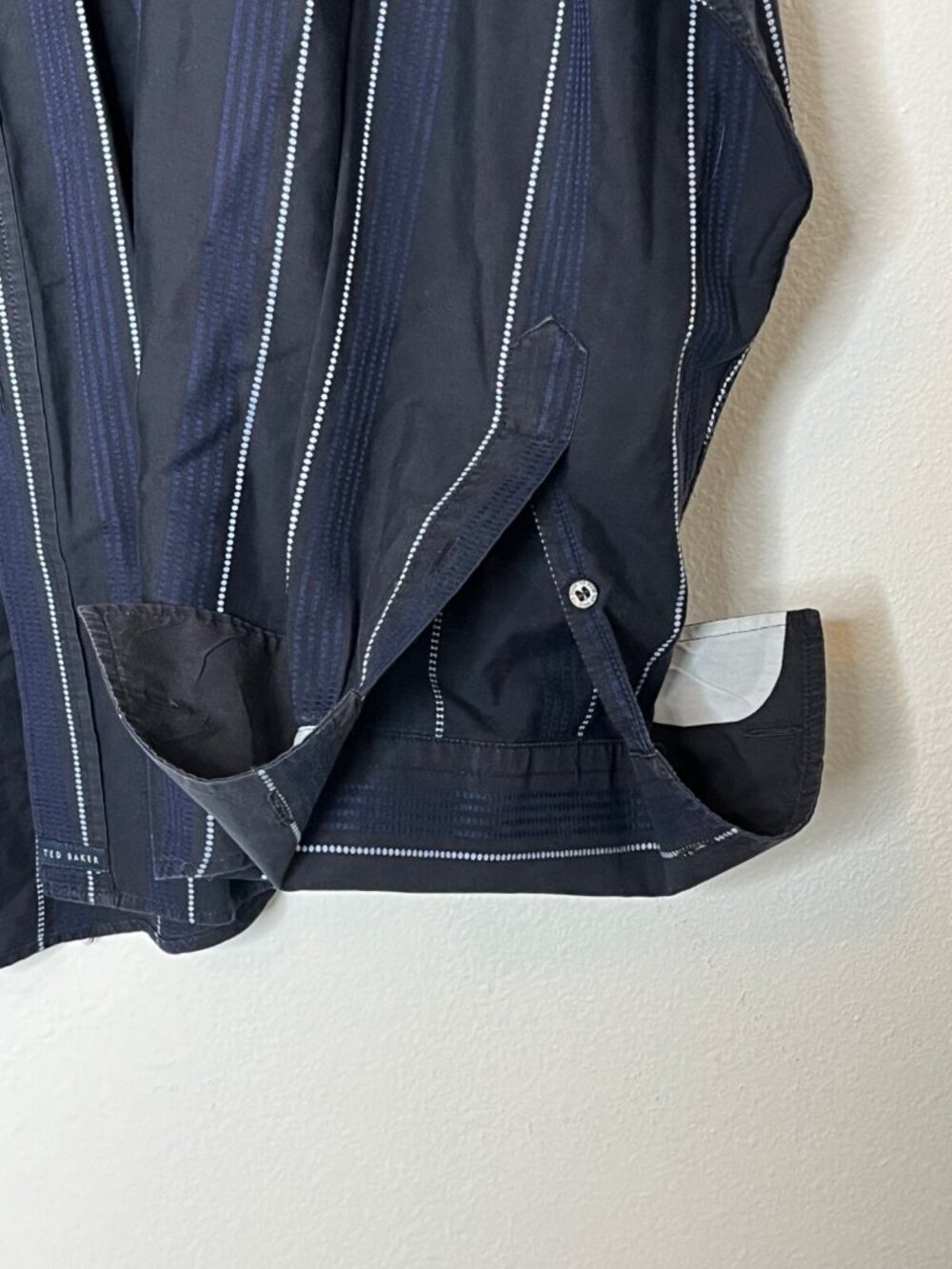 Ted Baker Mens Navy Blue Striped Long Sleeve Button-Up Shirt Size 4 - Picture 5 of 7